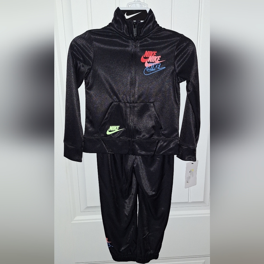 NWT Nike Glow Time Girls Black Tricot Tracksuit Size 4 Full Zip Hoodie 2 piece